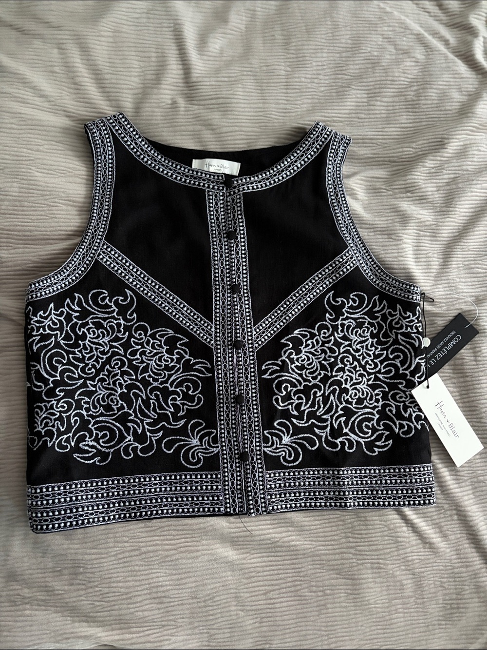 Haver & Blair Black and white vest/ boho style/ size Small